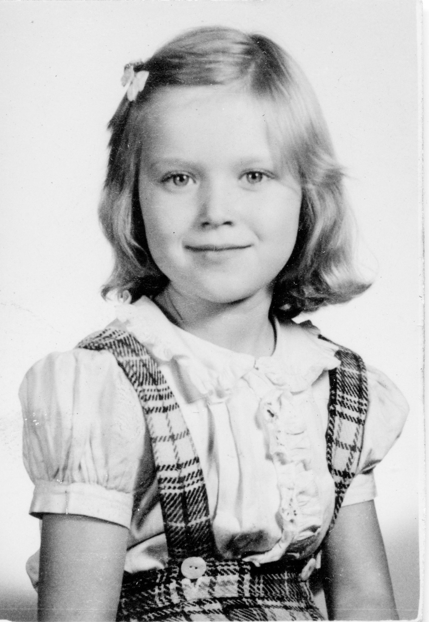 Little girl's school photo
